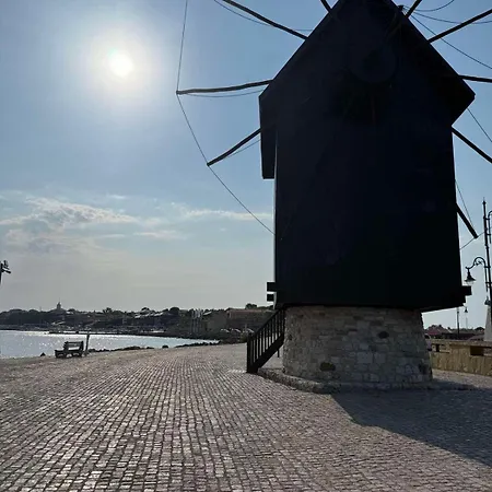 Tropic アパート *